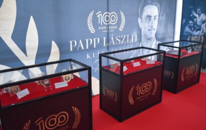Papp László kiállítás az Arénában