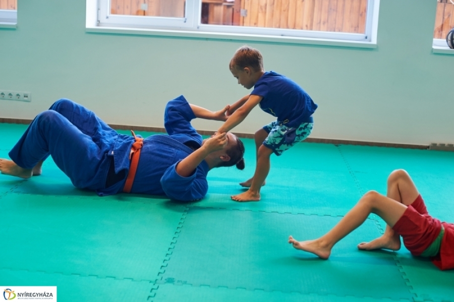 Mini judo-harcosok az Arénában